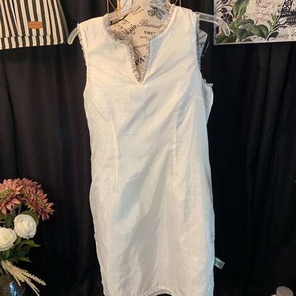 ❤️HP❤️🌟Karl Lagerfeld-Paris Tweed dress (SZ 4) - Picture 11 of 11